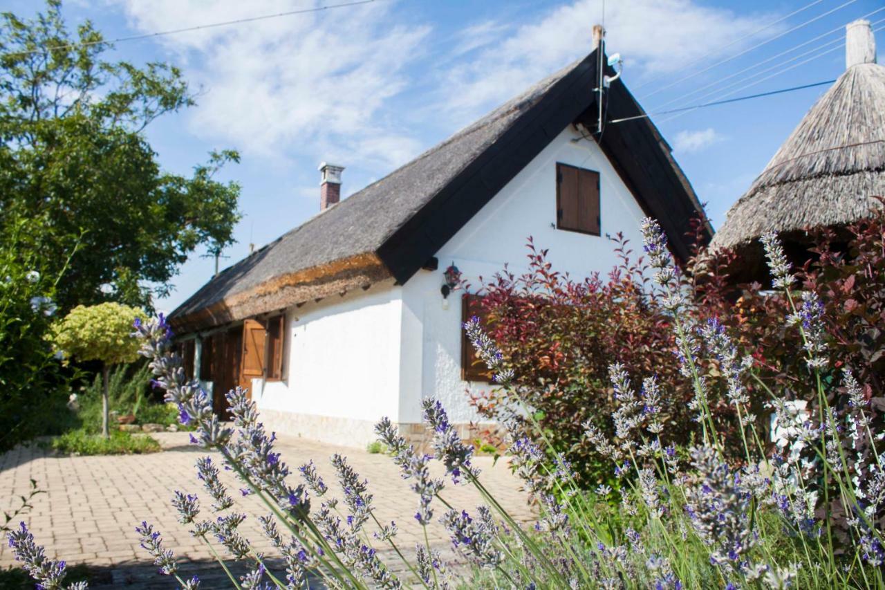 Sweet Cottage Vendégház Gyenesdiás Kültér fotó